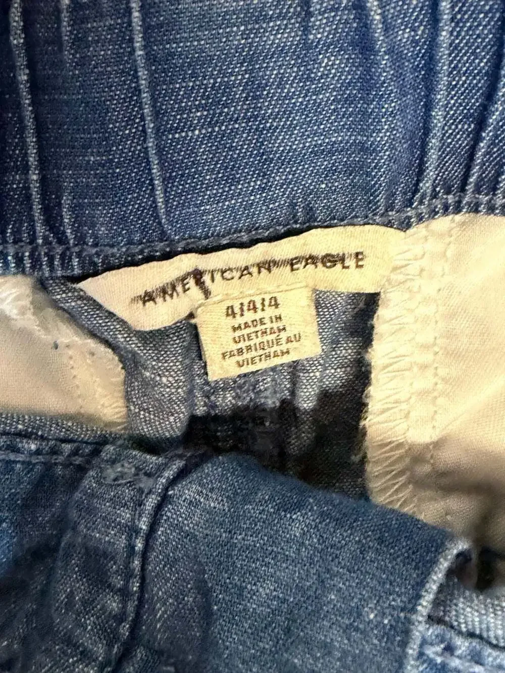 American Eagle High-Waisted Mom Shorts - Picture 3 of 5